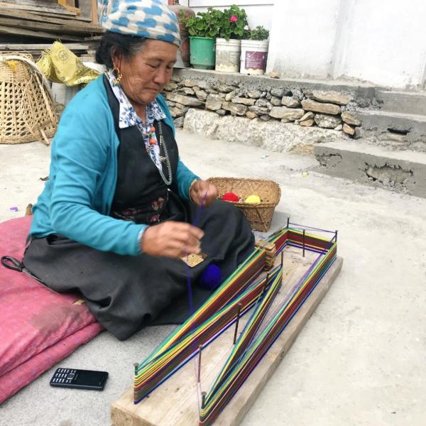 Local Weaving